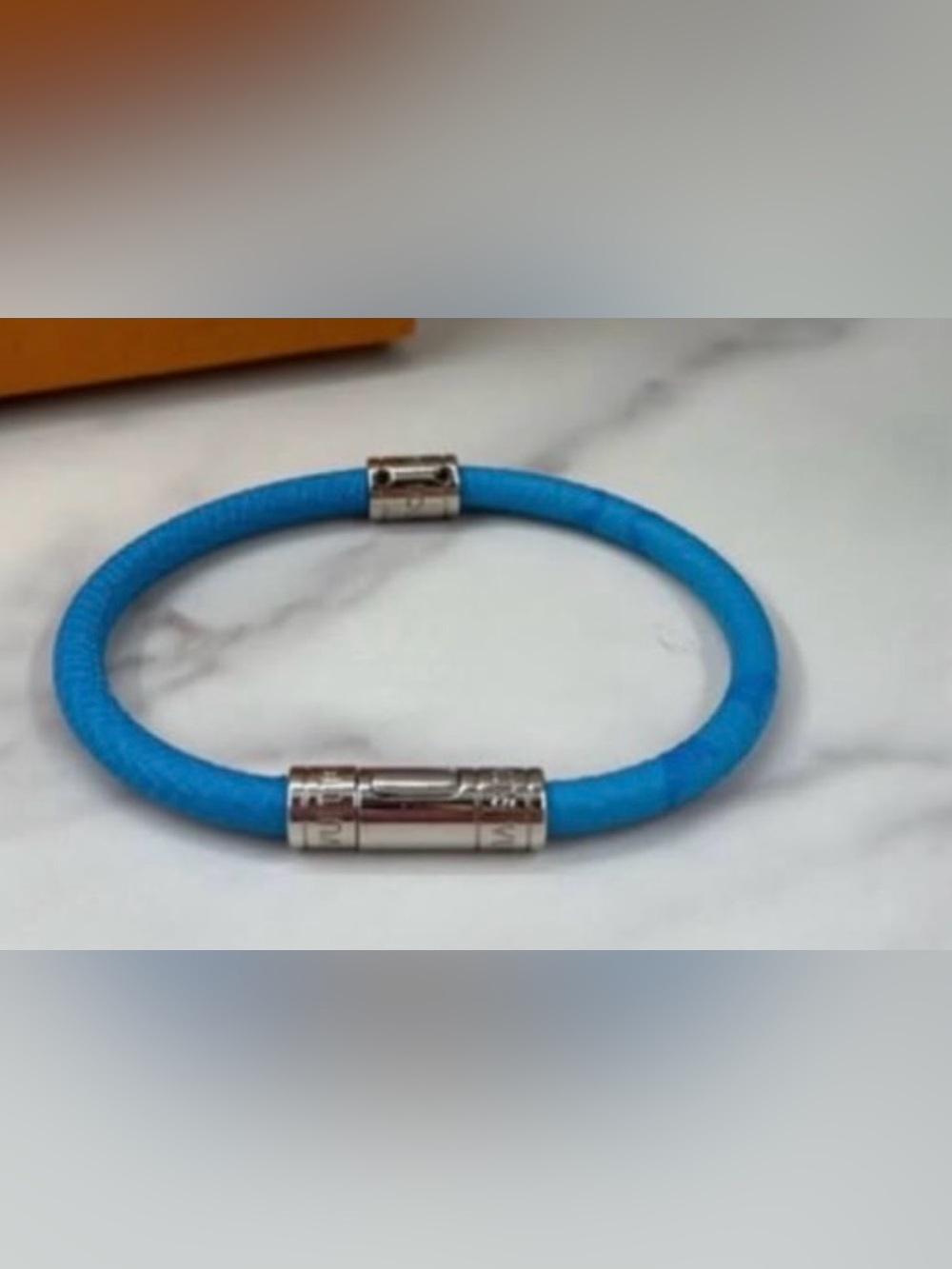 Louis Vuitton Neo Split in lagoon blue Bracelet Pristine Full Set